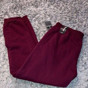 Aeropostale maximum convert joggers men’s size large burgundy Joggers NEW lg